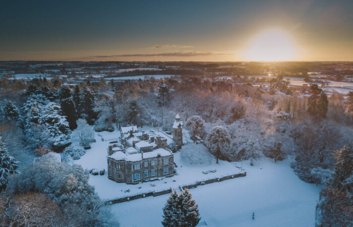 Winter Hampton Manor and nature